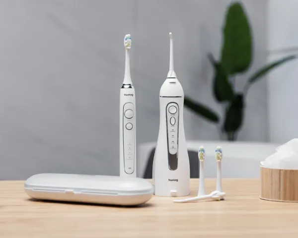 elektryczna szczoteczka soniczna do zębów Huslog - produkty Huslog do higieny jamy ustnej