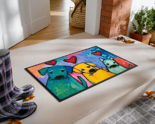 Wycieraczka pod drzwi 75 x 50 cm Dogs - aranżacja przed wejściem