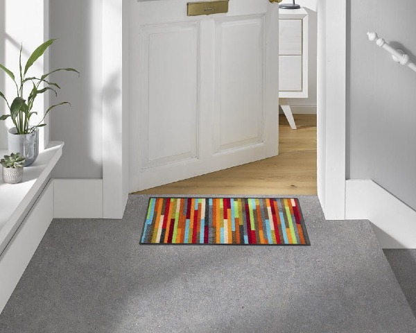 wycieraczka-pod-drzwi-75-x-35-cm-Mikado-Stripes-aranzacja