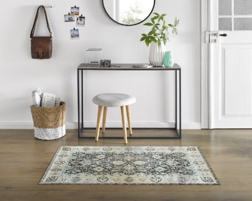 dywan-do-pokoju-szary-120-x-70-cm-prezentacja-w-domu