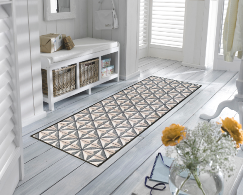 wycieraczka-pod-drzwi-tarasowe-ozdobna-aranzacja-w-domu