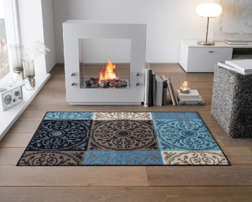 dywan-do-salonu-ozdobny-prezentacja-w-domu