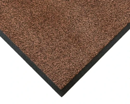 wycieraczka-pod-drzwi-black_cedar-stamats