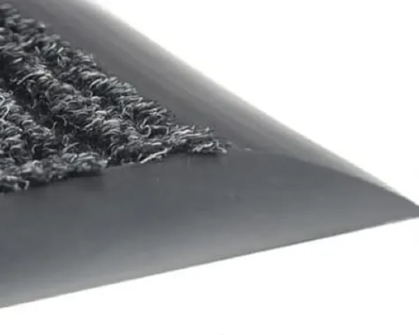 wycieraczka-wejsciowa-ryflelmata-z-najazdem