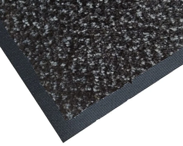 Wycieraczka-pod-drzwi-czarna-115-x-240-cm-Marathon-Ebony