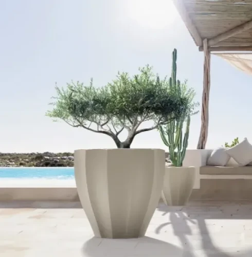 duża donica dekoracyjna Rona aranżacja