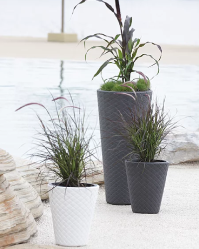 Duża doniczka ogrodowa czarna 35 cm z wkładem Matuba