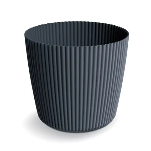 Osłonka Milly 29 cm antracyt DMI300 Prosperplast. Okrągła doniczka do roślin domowych w kolorze ciemnego grafitu z pionowymi żłobieniami na białym tle.