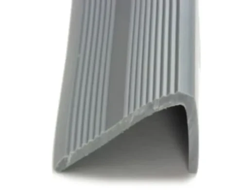 Narożnik na krawędź schodów z PVC 36x20 mm.