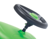 Zbliżenie na ergonomiczną kierownicę z mechanicznym klaksonem dźwiękowym w jeździku Brumee Wildee.
