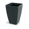 Duża, mrozoodporna donica marki 58cm Fero Square High w nowoczesnym stylu, przeznaczona do aranżacji roślinnych.