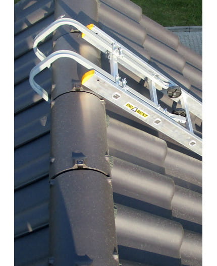 uchwyt-do-drabiny-na-kalenice-dachu (4).jpg