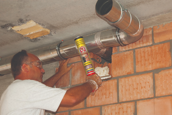 Uszczelnianie rur przepustowych mrozoodporną pianką Soudal