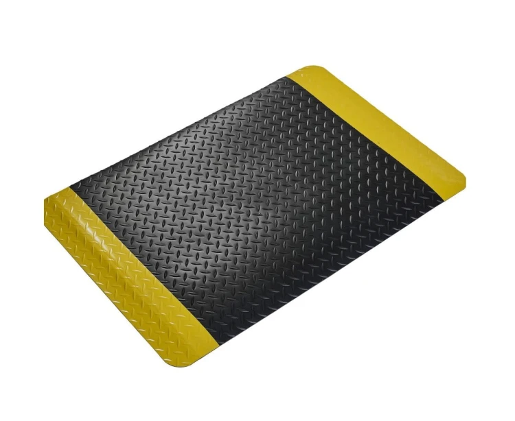 SD010701_Deckplate_BlkYel_06x09-1000x1000.jpg