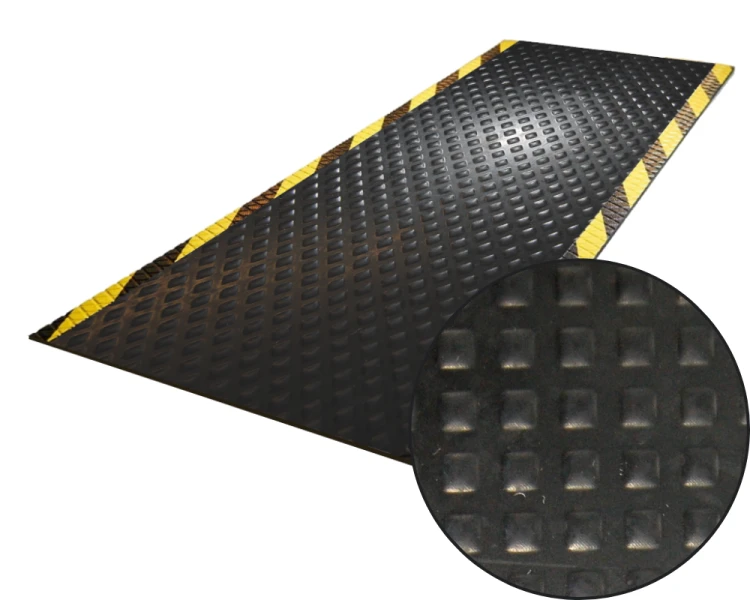 Mata do osłony kabli 120 x 40 cm Rubber.png