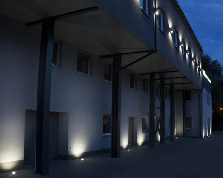 Lampa zewnętrzna do podświetlania regulacja kąta 5725 C
