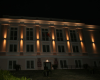 Lampa ścienna srebrna kinkiet ogrodowy dwukierunkowy 7001 AL aranżacja2.png