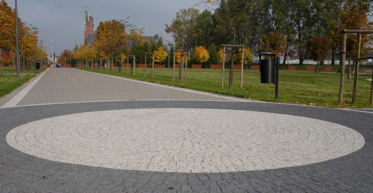 Kostka brukowa płukanka 8,9 m² gr. 6 cm granit mały