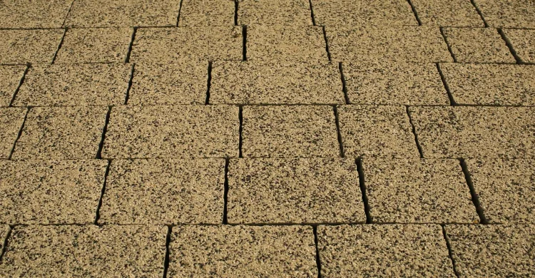 Kostka brukowa płukanka 10,8 m² gr. 6 cm granit duży