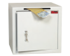 Sejf depozytowy kasjerski z wrzutnią szczelina 44x46x46 cm IC-3.png