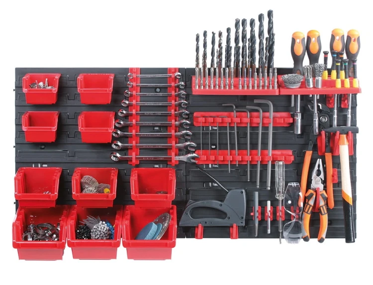 Przykładowa aranżacja zestawu wieszaków kuwet i haków na tablicy narzędziowej