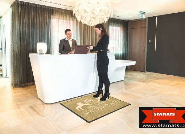 wycieraczka reklamowa do hotelu