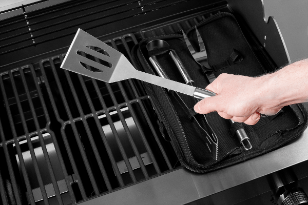 Zestaw narzędzi metalowych do grilla Teesa