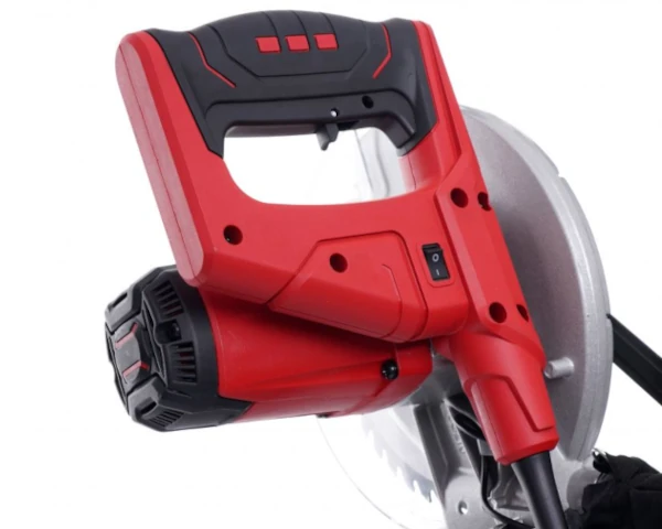 Pilarka-ukosowa-stolowa-z-laserem-uchwyt