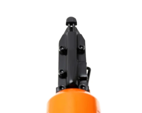 Gwozdziarka-zszywacz-sztyfciarka-pneumatyczna-taker-KD1427