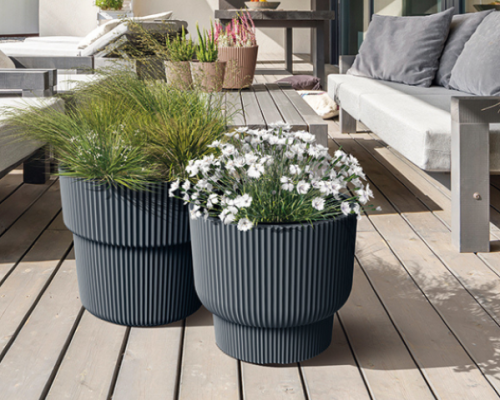 Doniczka mrozoodporna Milly Pods aranzacja na tarasie