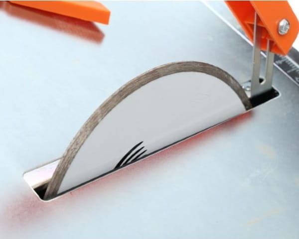 Pila do ciecia plytek glazury na mokro stolowa tarcza