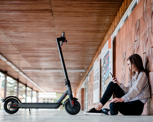 Hulajnoga elektryczna składana 20km/h czarna Rebel Fast Wheels Pro