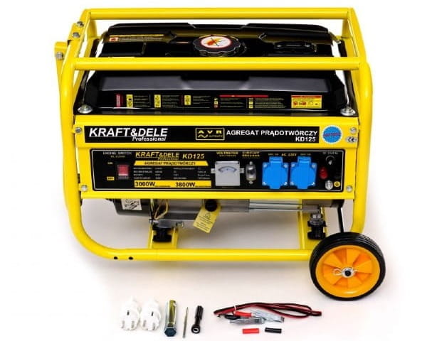 Agregat 3800W jednofazowy 12230V z woltomierzem