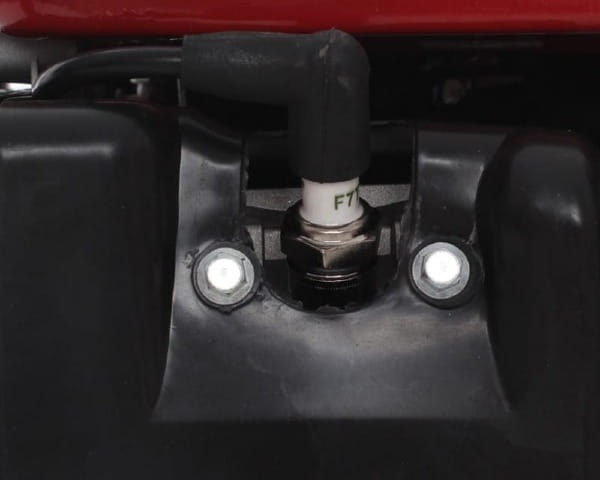 Agregat jednofazowy 1200W 12230V szczegoly