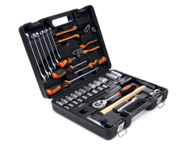 Zestaw-narzedzi-66-elementow-w-walizce-KD10468