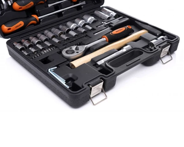 Zestaw-narzedzi-66-elementow-w-walizce-KD10468