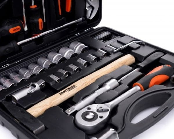 Zestaw narzedzi 56 elementow w walizce KD10461