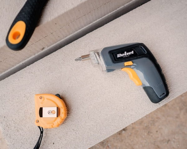 Wkrętarka akumulatorowa 3.6V 1300mA Rebel Tools RB-1001