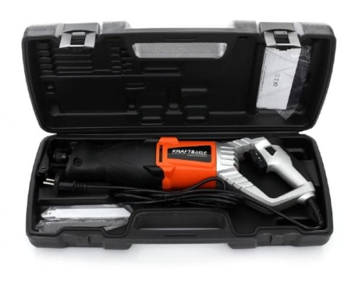 Pila szablasta lisi ogon 2100W w walizce