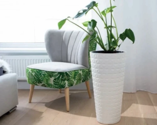 donica-wysoka-z-wkladem-bialy-60-cm-form-plastic-diament-slim-prezentacja-w-domu