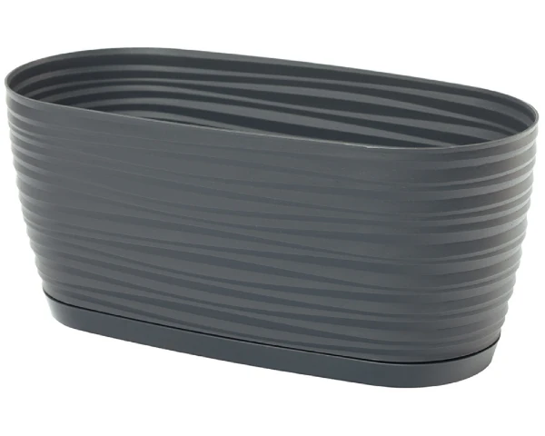 Antracytowa podłużna doniczka Form Plastic Sahara Petit o długości 31,5 cm z dekoracyjną strukturą 3D.