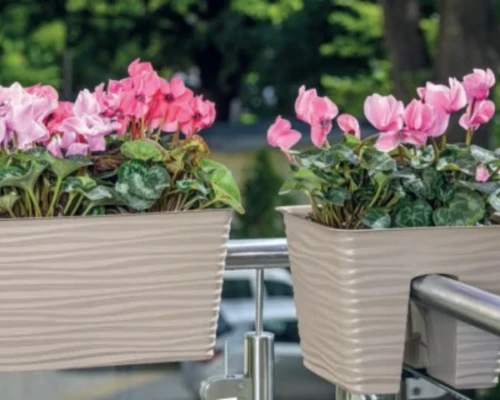 skrzynki balkonowe form plastic sahara railing aranzacja na barierce