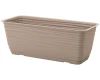 Beżowa prostokątna doniczka Form Plastic o długości 38,9 cm wykonana z wytrzymałego tworzywa.