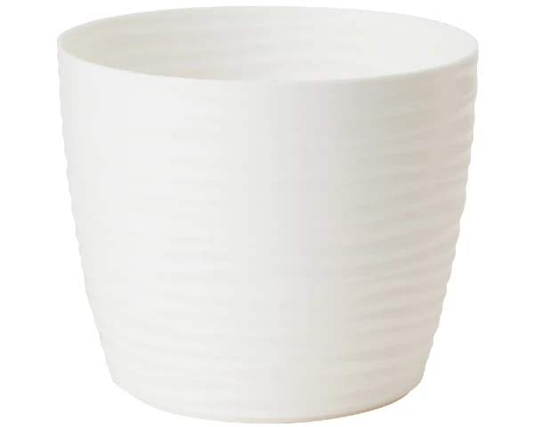 Duża biała doniczka Form Plastic Sahara Round o średnicy 14,7 cm z matową powierzchnią w poziome fale