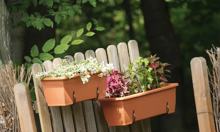 haki na skrzynkę balkonową metalowe agrohang aranzacja