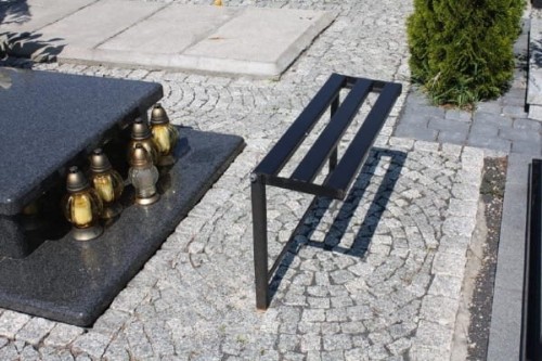 lawka uzycie cmentaz.jpeg