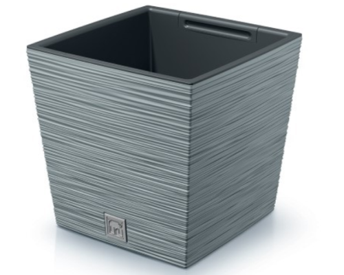 Szara kwadratowa doniczka Furu Square 24 cm z wkładem marki Prosperplast na białym tle.