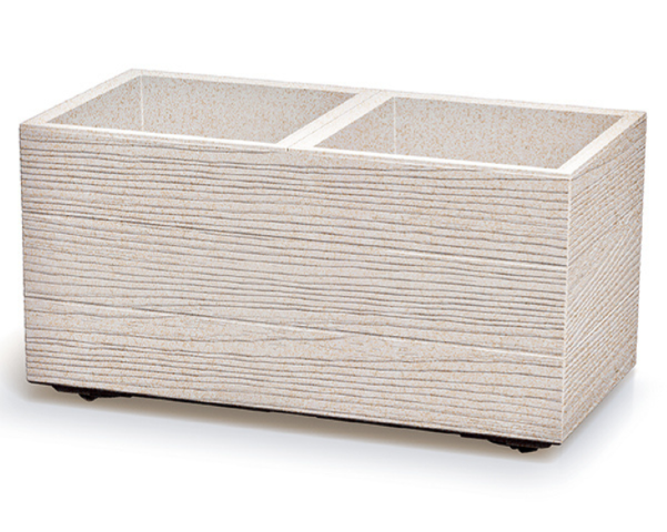 Biała prostokątna donica z dodatkiem drewna Prosperplast Madera Square ECO Wood na białym tle