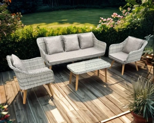 zestaw-mebli-do-ogrodu-z-rattanu-syntetycznego-aranzacja