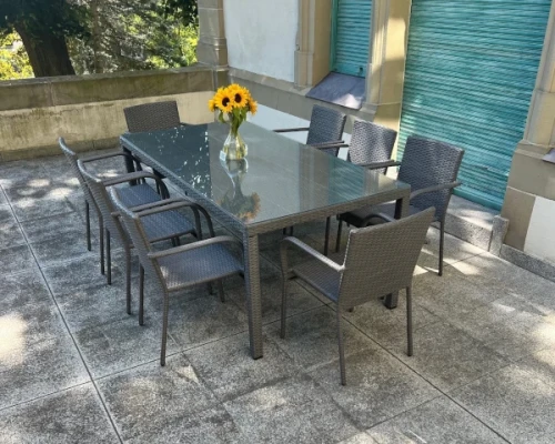 zestaw-mebli-do-ogrodu-z-rattanu-syntetycznego-szary-aranzacja